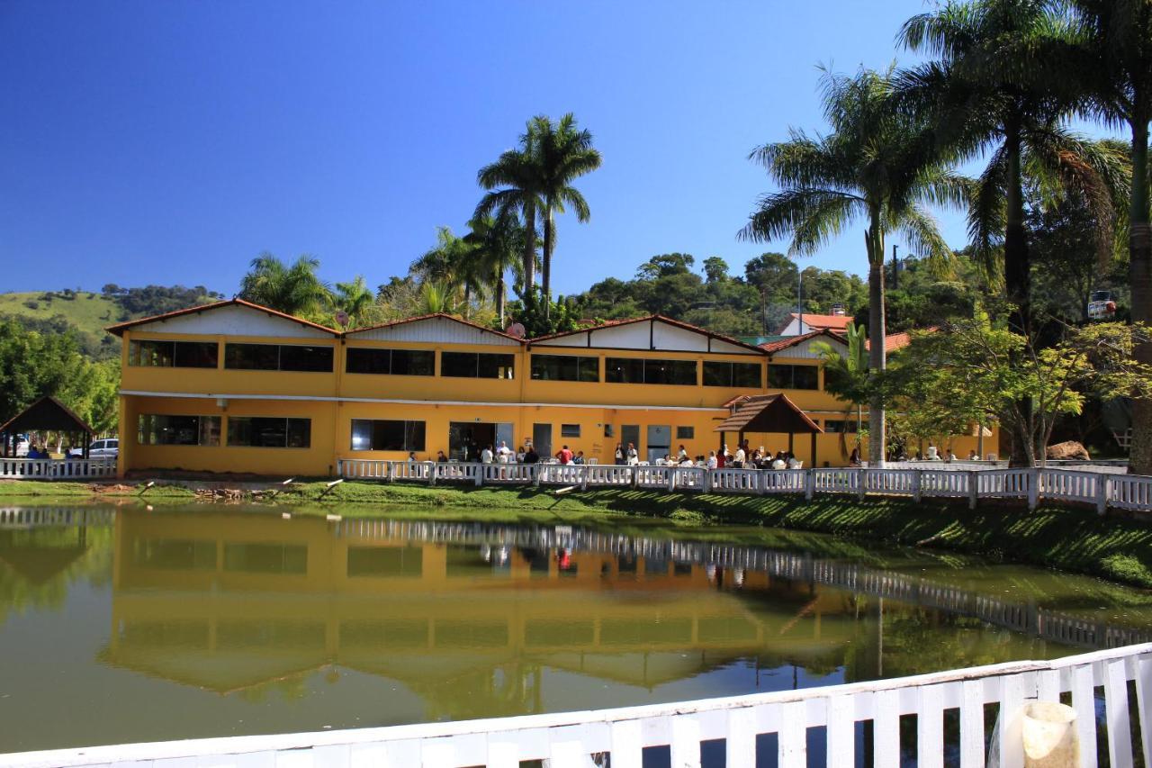 Hotel E Pousada Carvalho Консельейру-Лафаети Экстерьер фото
